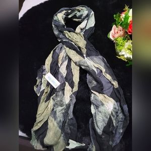Vivante by VSA scarf